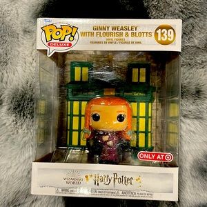 139 Funko Pop Deluxe Harry Potter Ginny Weasley with Flourish & Botts